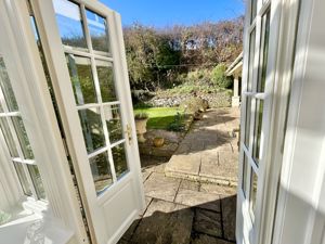 Photo 8- click for photo gallery